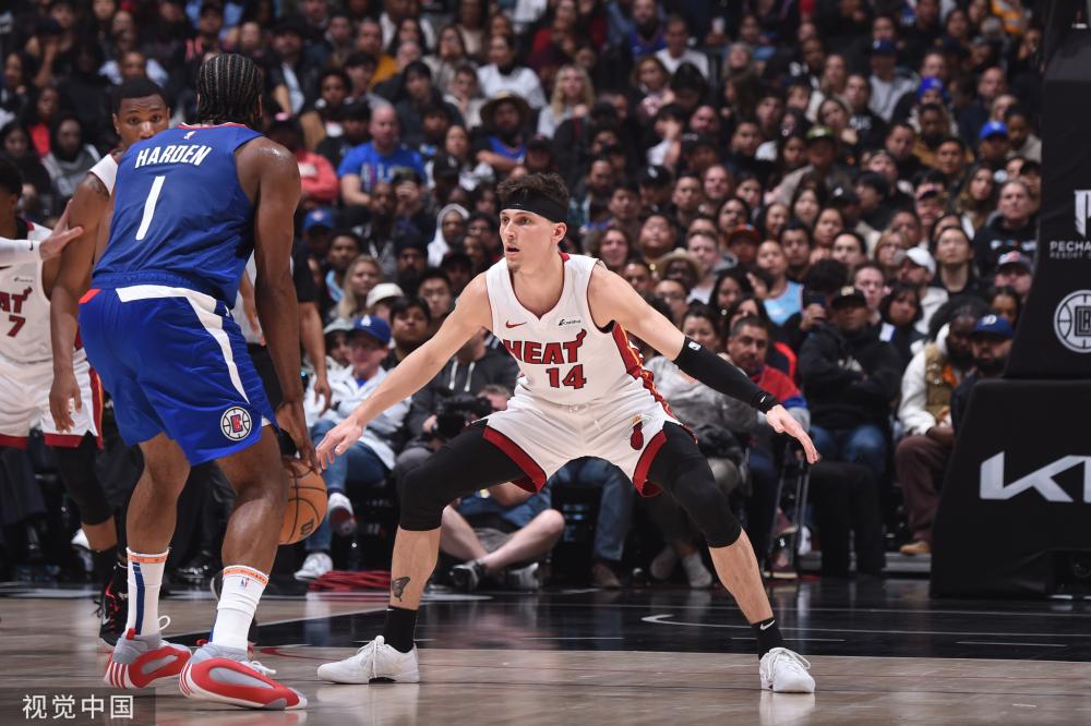 单手劈扣 单手劈扣