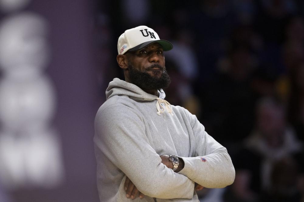 现出超强的 现出超强的