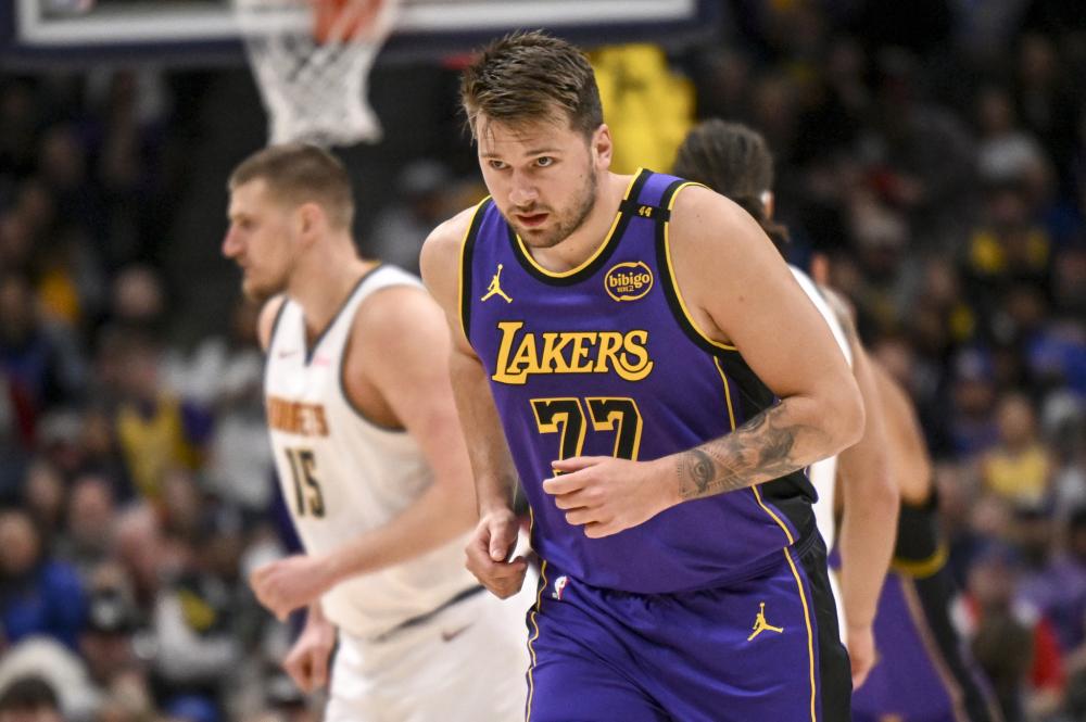 在炭火边 在炭火边