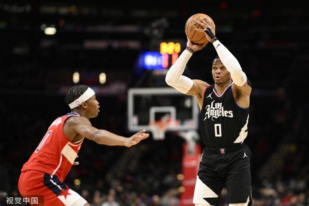 起而闻名 起而闻名